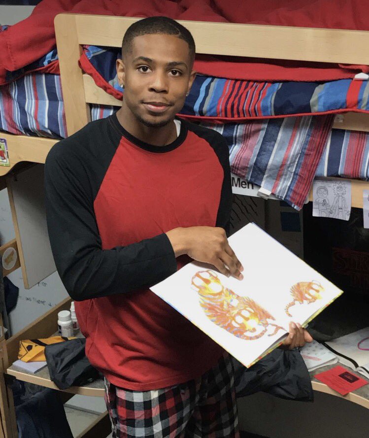 akochamba's tweet photo. Back in August my RA asked us how he could make our year better and I asked him to read me a bedtime story on my birthday https://t.co/nahqgIGseF