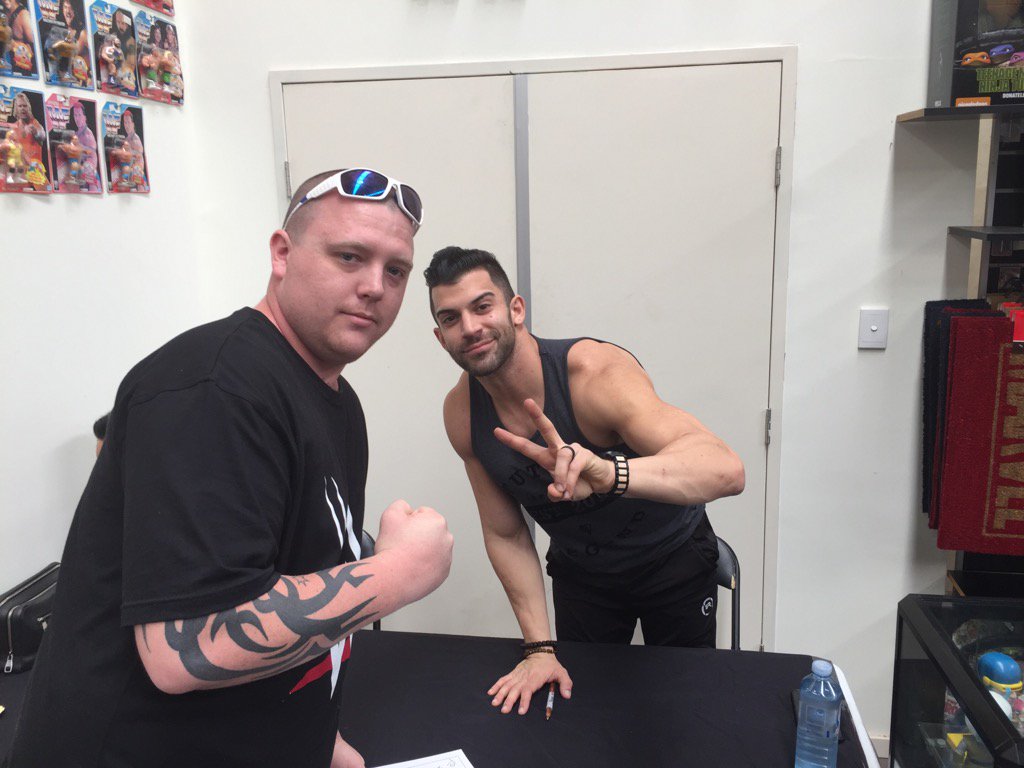 ilovewresting's tweet photo. Meet this today Amazing guy!! @RobbieEImpact https://t.co/F7XjilvNHg