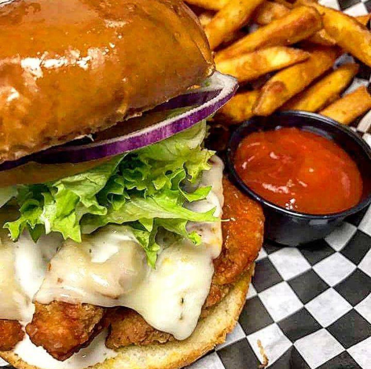 Burger Thursday! Rockets vs Pelicans on 7 screens! Come on over!