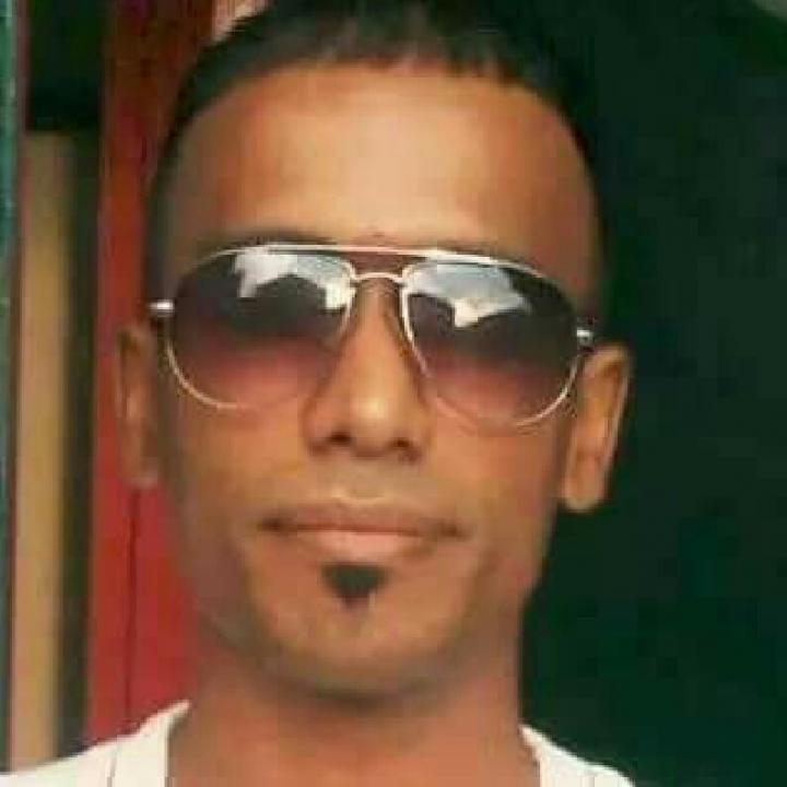 stevenjeevan's tweet photo. Come hangout with me on #BIGOLIVE. https://t.co/01FuwfotWn https://t.co/LiXAFmMJ5G
