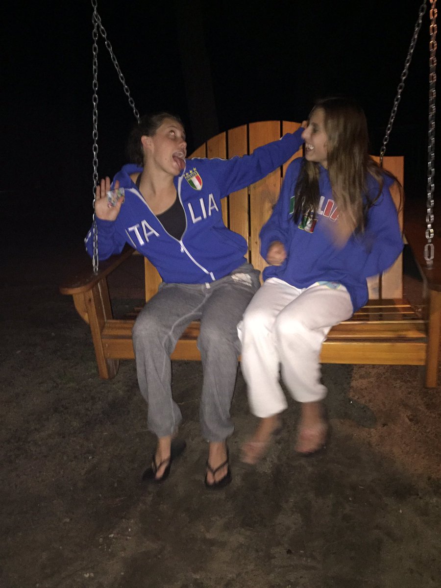izscrafano's tweet photo. happy bday @NicholeMcMaster you're hilarious &amp; im so lucky to have u as a bff LOVE U🎂😇😇🎉 https://t.co/y53cdLlJaP