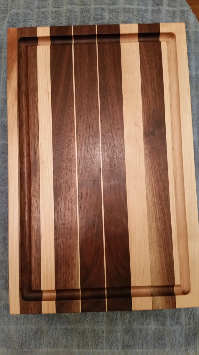 You can never go wrong with black walnut and maple!!
#cuttingboards