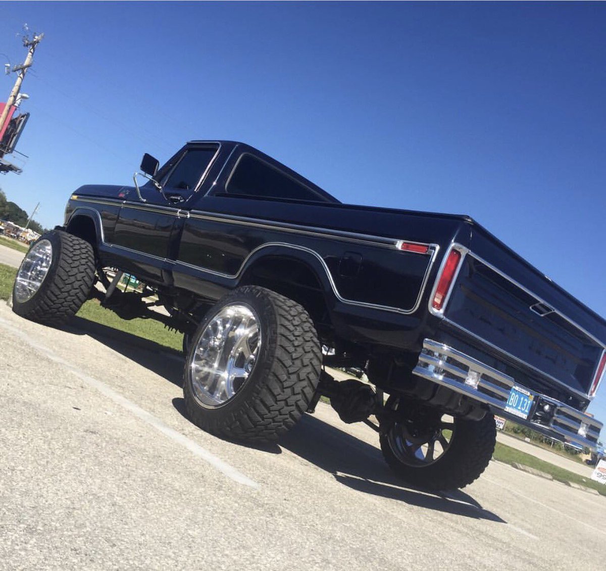 dariusmeas75's tweet image. Cleanest fuckin ford ive ever seen in my life. #Myk20IsOnItsWay #ChevyCrew