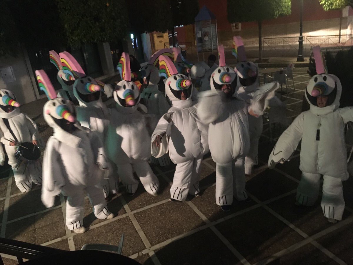 #CurroHaVuelto #CarnavaldeGines #MiCarnaval #DonFranciscoPaLosAmigos #MiCarnaval #chirigotaSanPablo