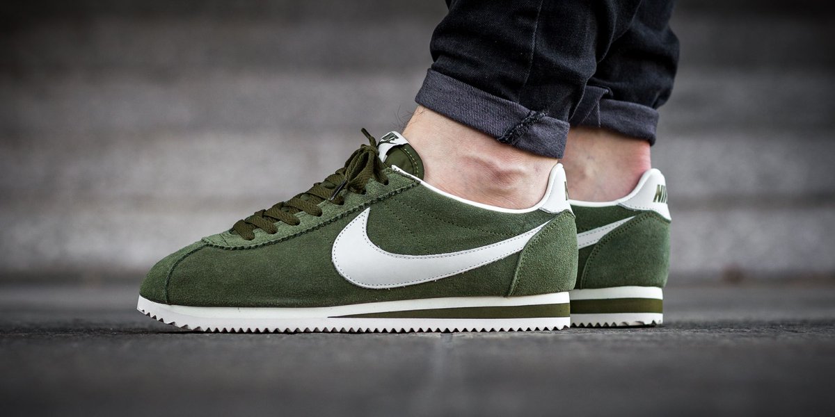 nike cortez se green