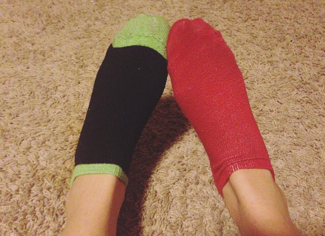 ArelySkywalker's tweet image. I&apos;m sleeping well tonight. 👌🏼 #boycottmatchingsocks #socks #notmatching