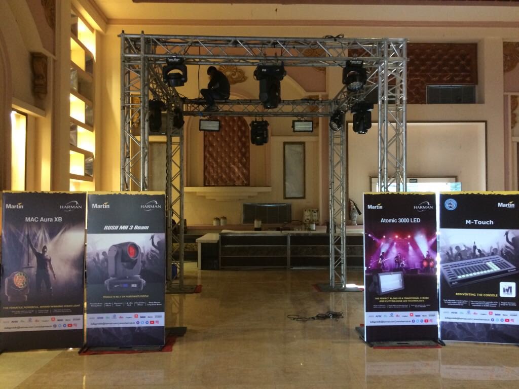 HarmanProIndia's tweet photo. Experience #PA #TouringAudio n #TourLighting sol w/ #HarmanTechExchange today at #tivoliGardens #Delhi! Look forward to seeing you https://t.co/pyVVhwwWQT