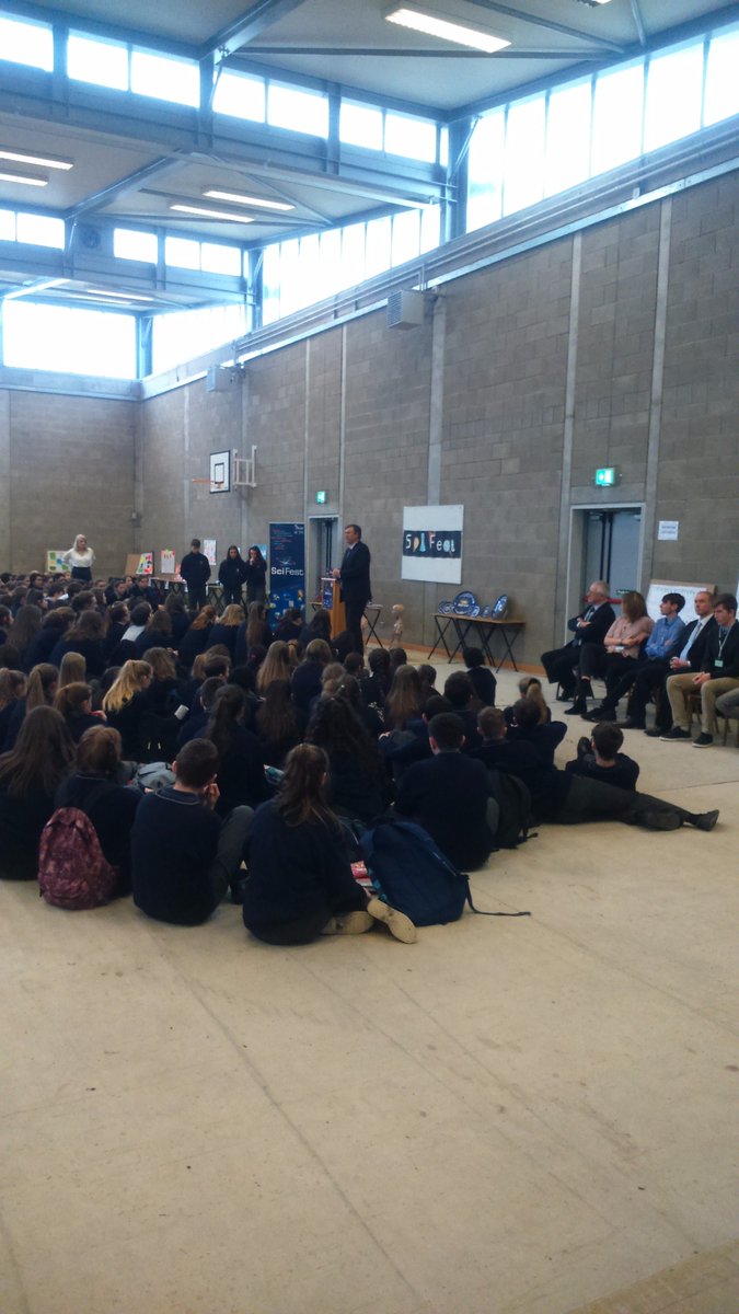 TríonóideScience tweet media