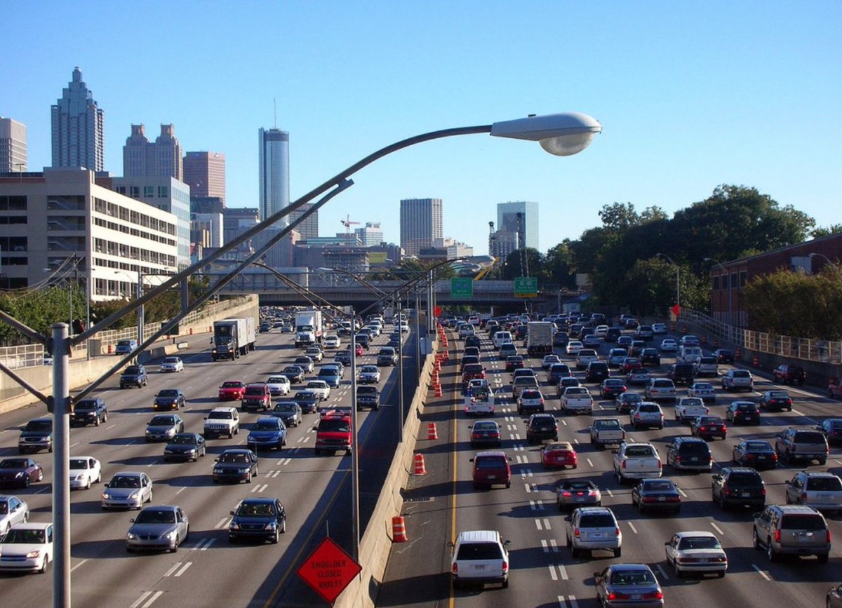ePURE_ethanol's tweet photo. Even with aggressive EV promotion #biofuels will still be needed to reduce climate impact of 3 billion cars by 2050: https://t.co/6wFN2ZAEgm https://t.co/p1ziiQoKao