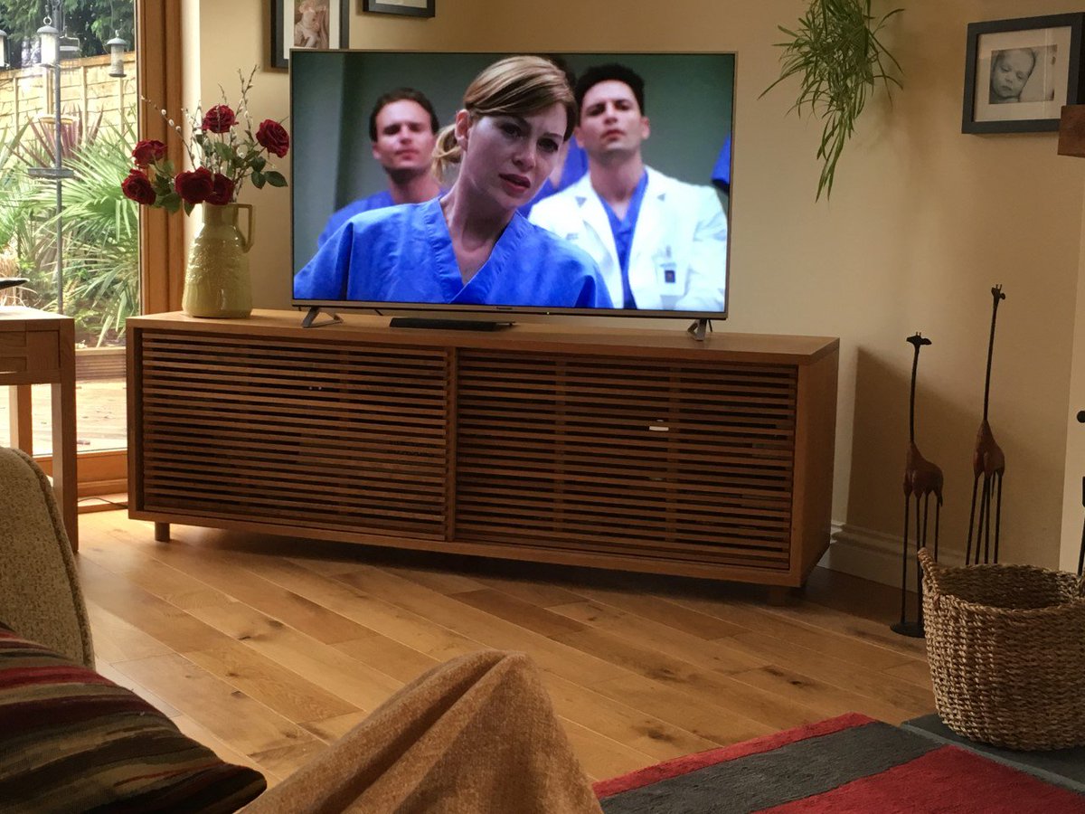 johnsonsfish1's tweet photo. What makes you feel better when your sick ? A marathon day of Greys #fan #GreysAnatomy @GreysABC https://t.co/GeMVKbmgzX