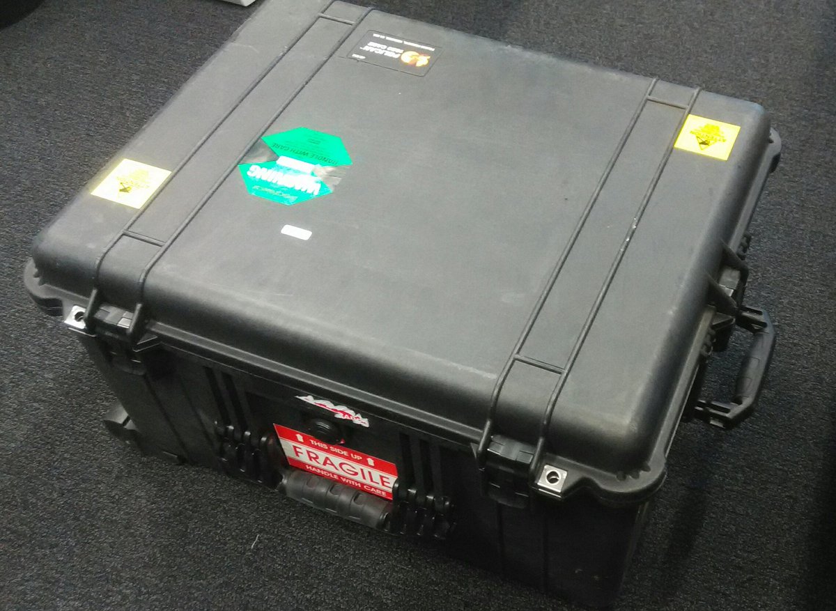 alejandro_sela's tweet image. FSL #VMUMK2 boards ready for coating! This is how #SpaceApplications ships flight HW!