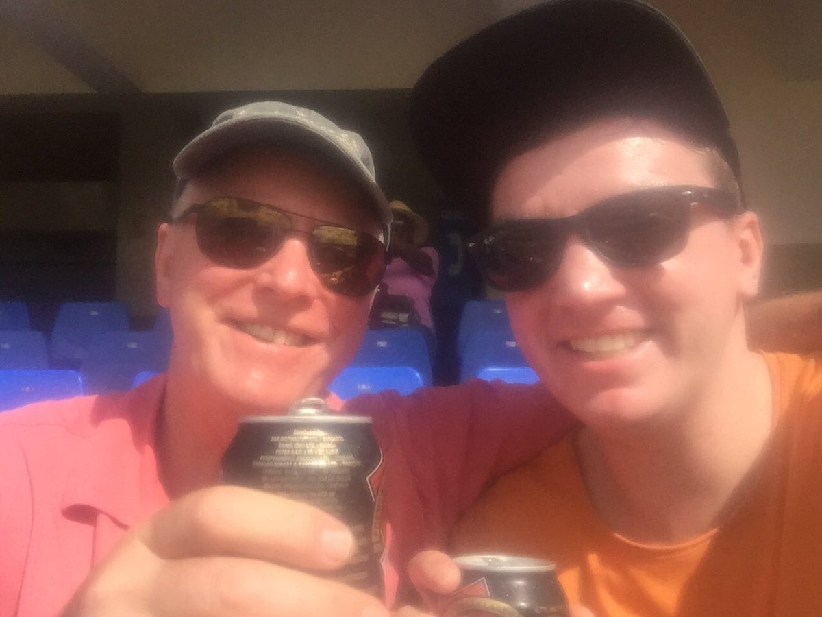 mbarbevo's tweet photo. Chillin at the cricket Antigua rocks https://t.co/6NfnY20Lr5