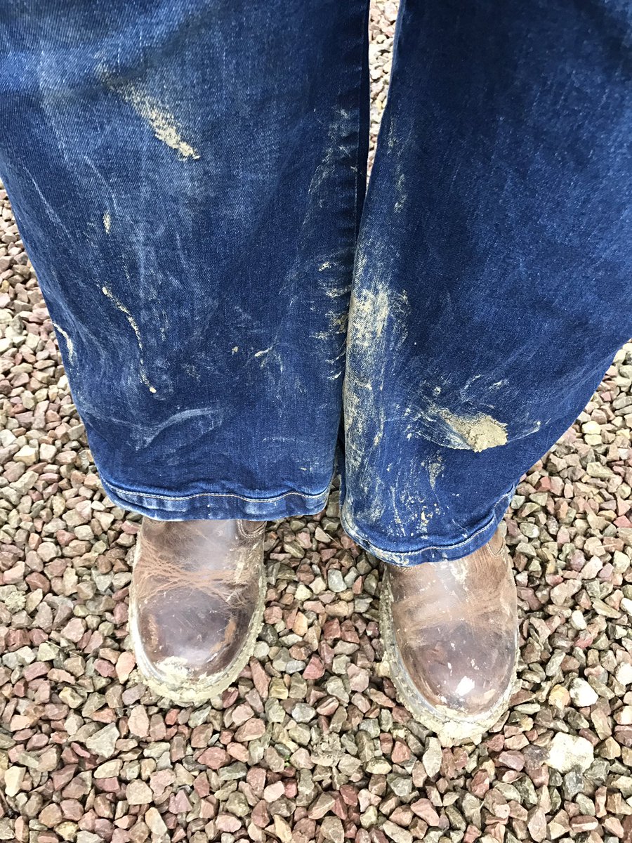 SunaInteriorDes's tweet photo. Glad I didn't wear heels and a skirt that new biz meeting then.... #MudWhatMud https://t.co/7U0b0jYTSN