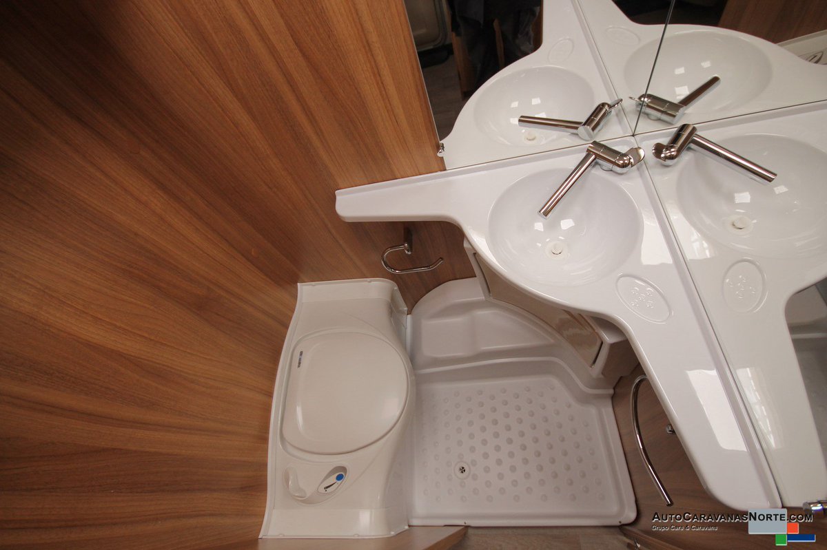 AutocaravanasN's tweet photo. ¡¡Ofertones de mes!! 
Haz clic en el enlace a nuestra web.
#ofertondelmes #autocaravanasnorte #caravanas #antares376
https://t.co/77i61opwVl https://t.co/2PHZU9bacA