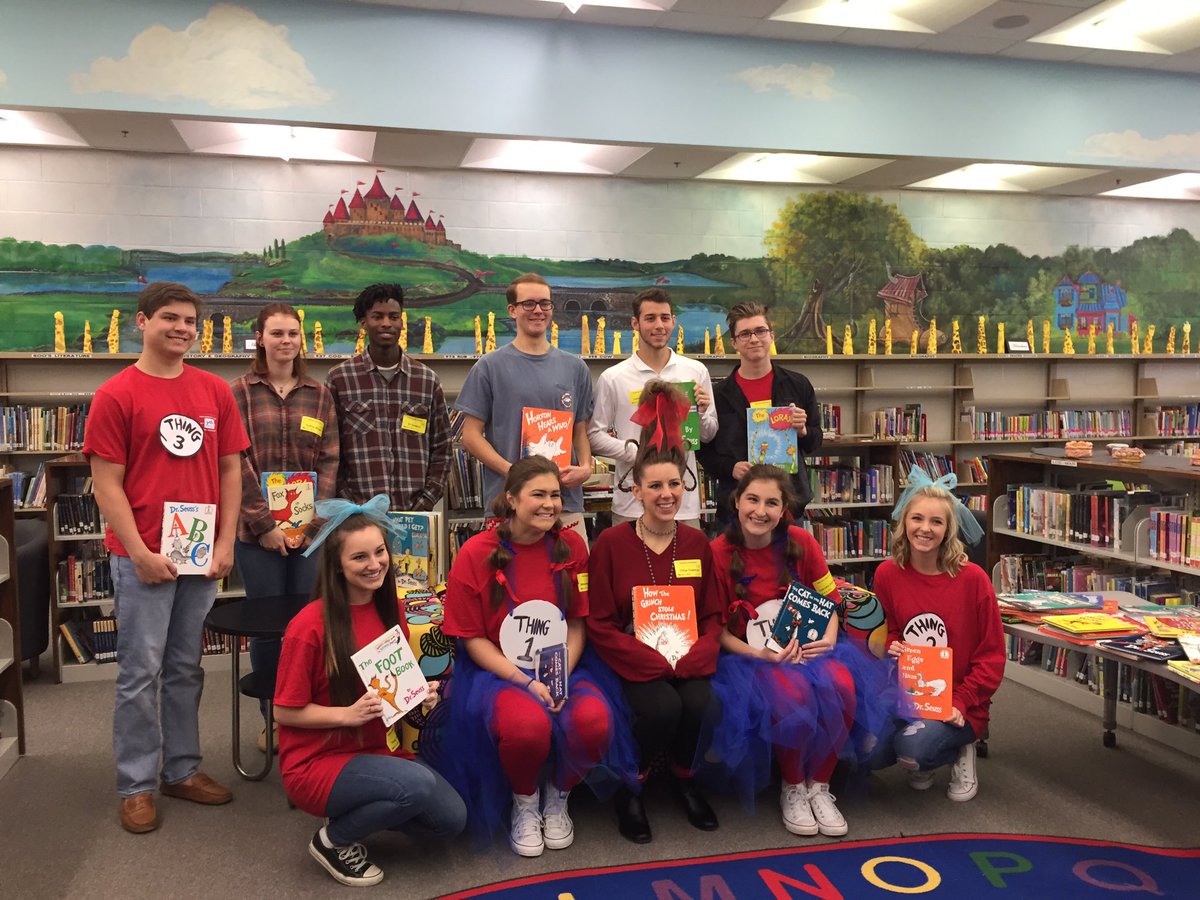 MCHSTALON's tweet photo. What happens when TALON - DECA - and - FBLA all come together? Our community is served by students living out our mission! #SOAR https://t.co/CWMe3lmcKa
