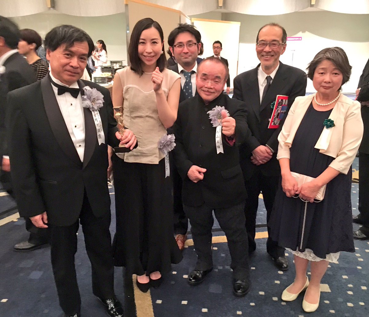 この世界の片隅に が日本アカデミー賞最優秀アニメーション作品賞を受賞 各界からたくさんのお祝いの声が Togetter この世界の片隅に が日本アカデミー賞最優秀アニメーション作品賞を受賞 各界からたくさんのお祝いの声が Togetter