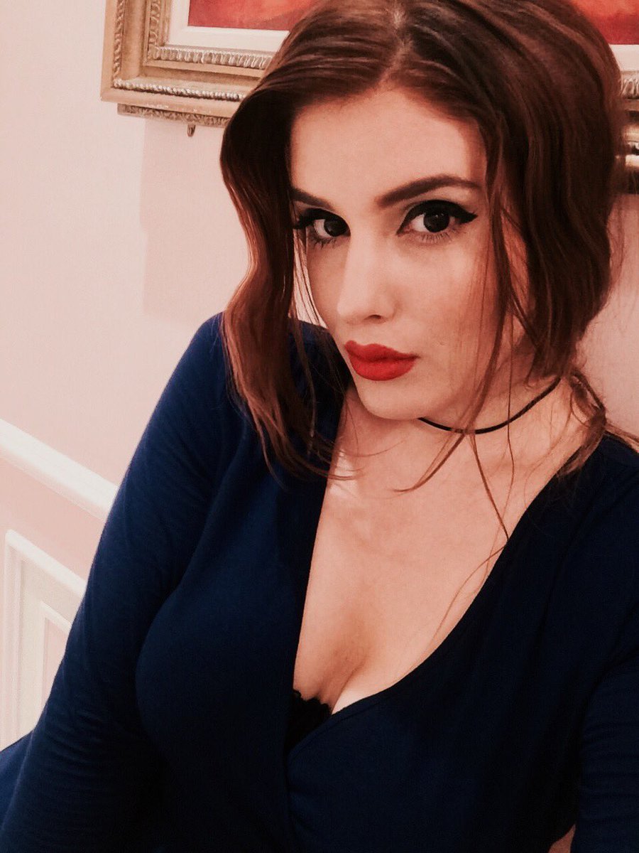 pixiecosmina's tweet image. 🌛🌑🌜🔮 #LaNuitNoire #JournauxDesFetichismes #pixiecosmina