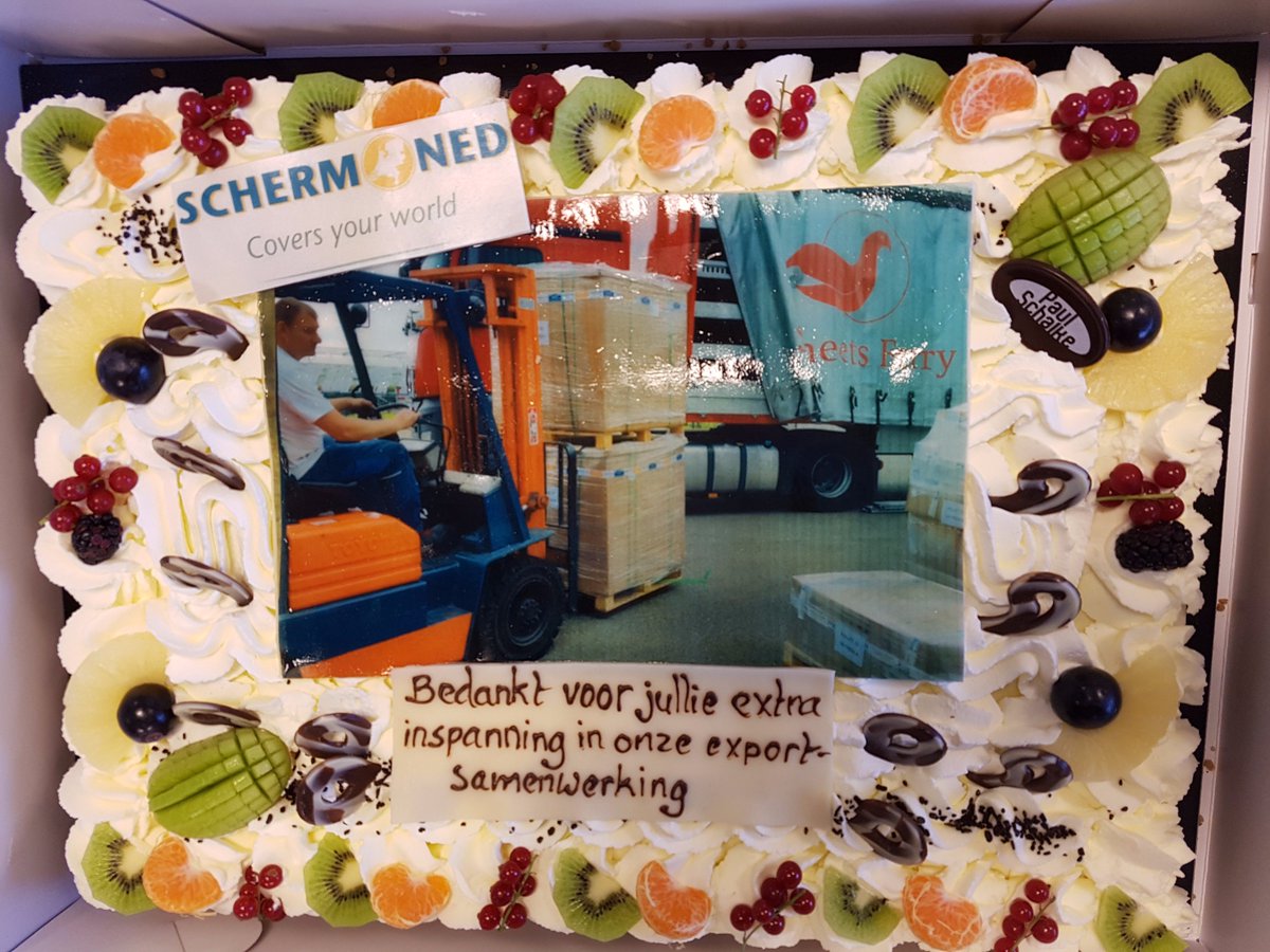 valkhorti's tweet photo. Door samenwerking bereiken we de mooiste resultaten! En soms ook erg lekkere. :-) Wat een heerlijke verrassing van @SchermNed. Dankjewel! https://t.co/nYHmQEXfcf