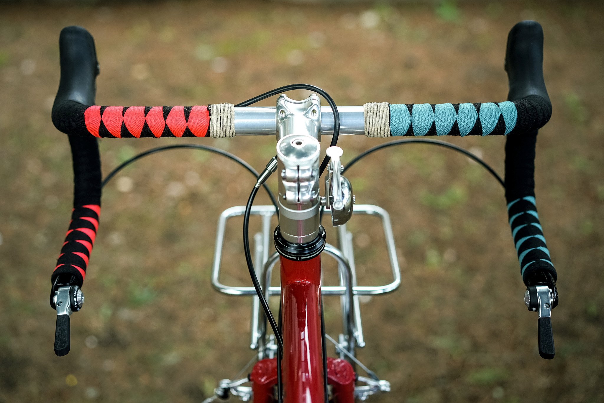 自転車 バーテープ 巻き 方