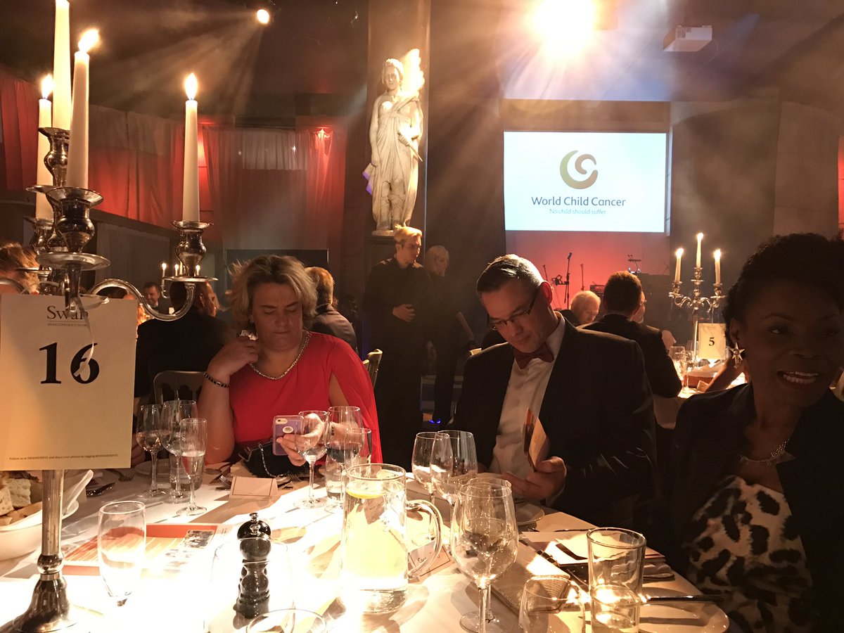 Churchill_Hui's tweet photo. Great night at World Child Cancer Gala dinner at #underglobe with @EastThamesLtd https://t.co/J9xSAETPdR