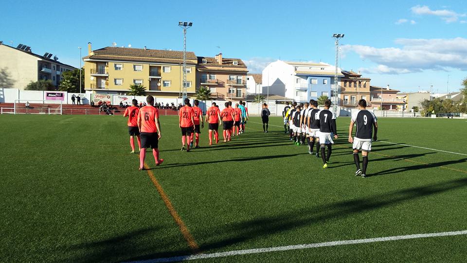 ElMinuter's tweet photo. 2ª REGIONAL
UD Carcer 1-1 UD Anna
Reparto de puntos entre Carcer y Anna https://t.co/YwK8zNNniU https://t.co/SNEsOh6NyP