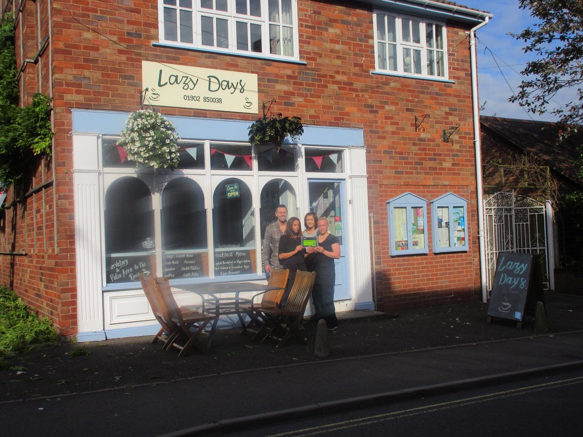 south_staffs's tweet photo. Well Done to Lazy Days, Brewood on achieving a 5 rating for Food Hygiene #In2Food Check https://t.co/BqkAzHq1tT or https://t.co/V7Q7P1UVWP https://t.co/wwF9wEcCLw