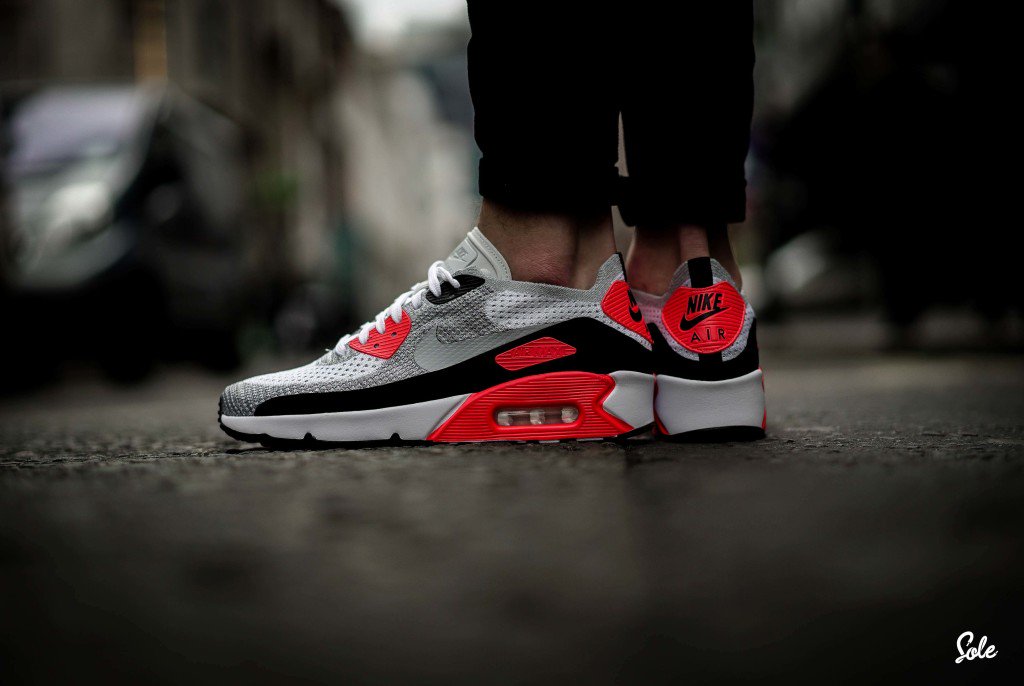 The Sole Supplier on Twitter: "A detailed look at the Nike Air Max 90 Ultra 2 Infrared https://t.co/9KkBhQLwDO https://t.co/mFLcXBjEQJ" / Twitter