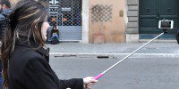 OneInstructor's tweet photo. #Reading & #Listening: "Goodbye Selfie Sticks" #A1 #A2
#learnEnglish #Oneinstructor https://t.co/5syi916hm8 https://t.co/IRtApLBxe7
