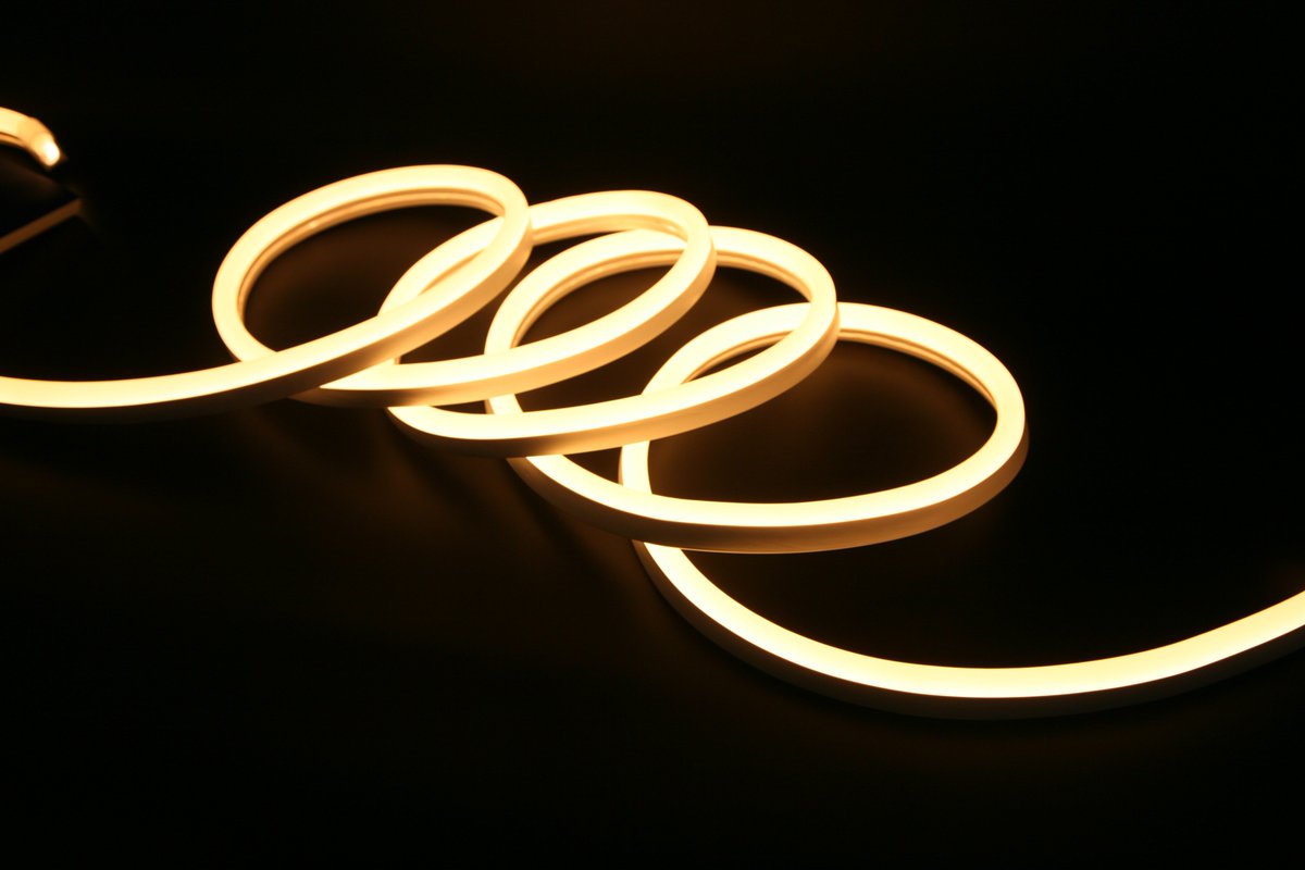 YorkKay3's tweet photo. 24 volts #led strip.#ledstrip #ledstrips #ropelights #ledropelight #clbled
@ledrgblights @led_striplight https://t.co/tLDXJDYTt7