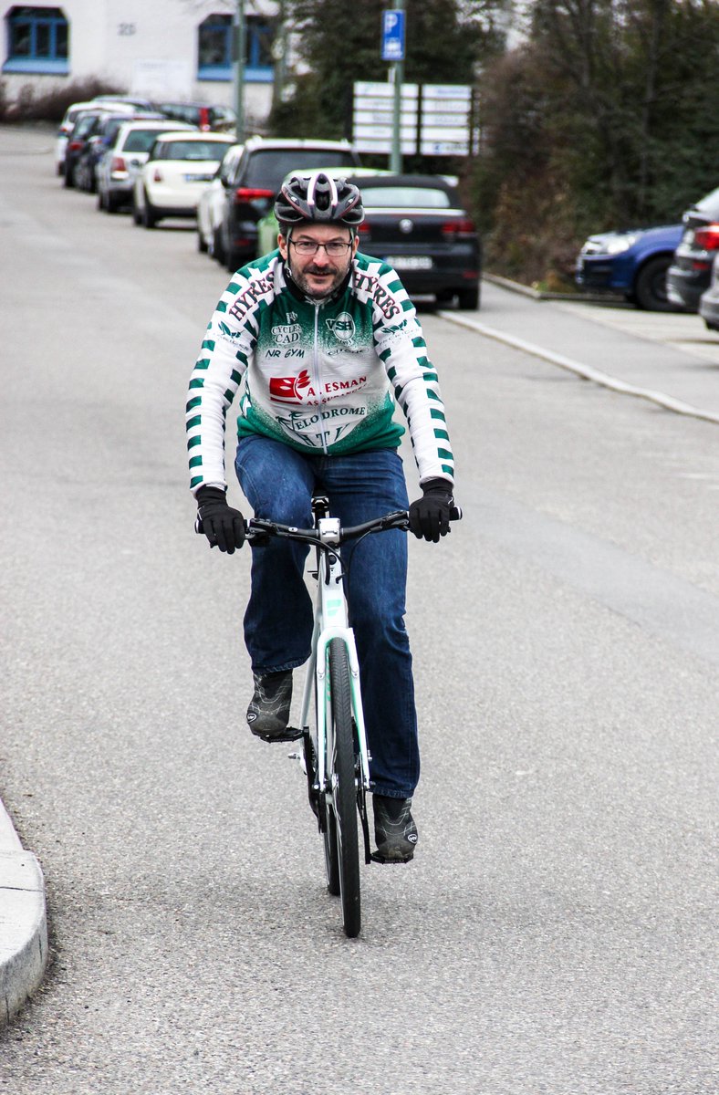VolataCycles's tweet photo. Some pics taken from our first Media Tour in Europe riding towards the Berliner Fahrradschau. Everyone got pretty excited by #Volata 🚴🏽🌍👍🏽 https://t.co/1EhAp3bxpU