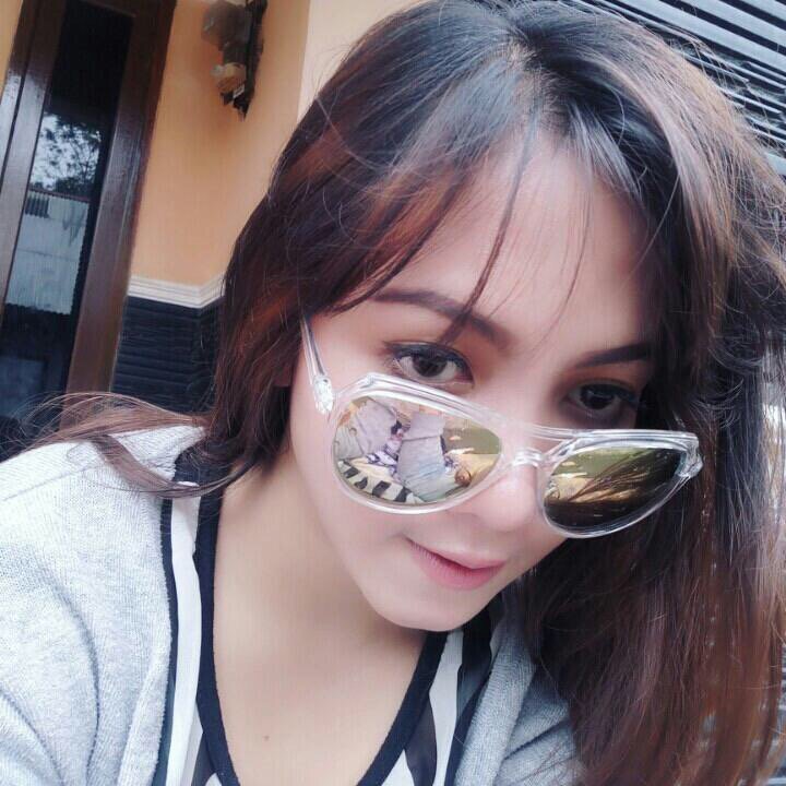 anesputri1's tweet photo. ngobrol sore sini sm akuhhh#Liveme [C2M]RachmaAmalia: https://t.co/VlKE8kY8K1 https://t.co/S0ntgPliPb