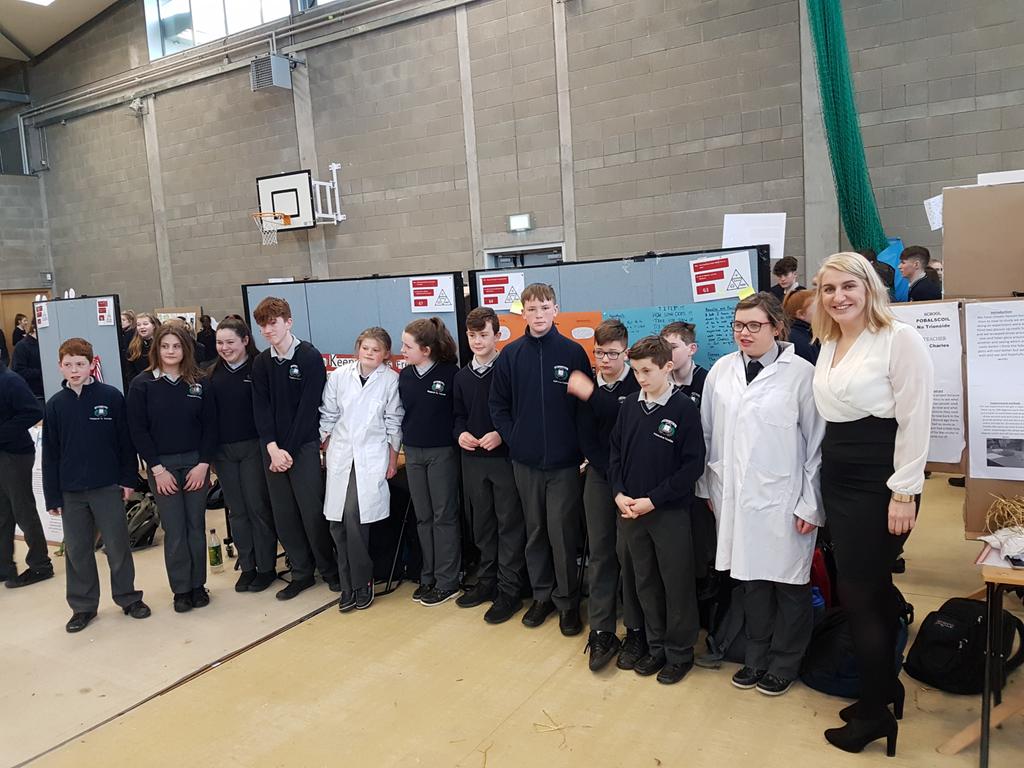 Tríonóide Bus/Econ tweet media