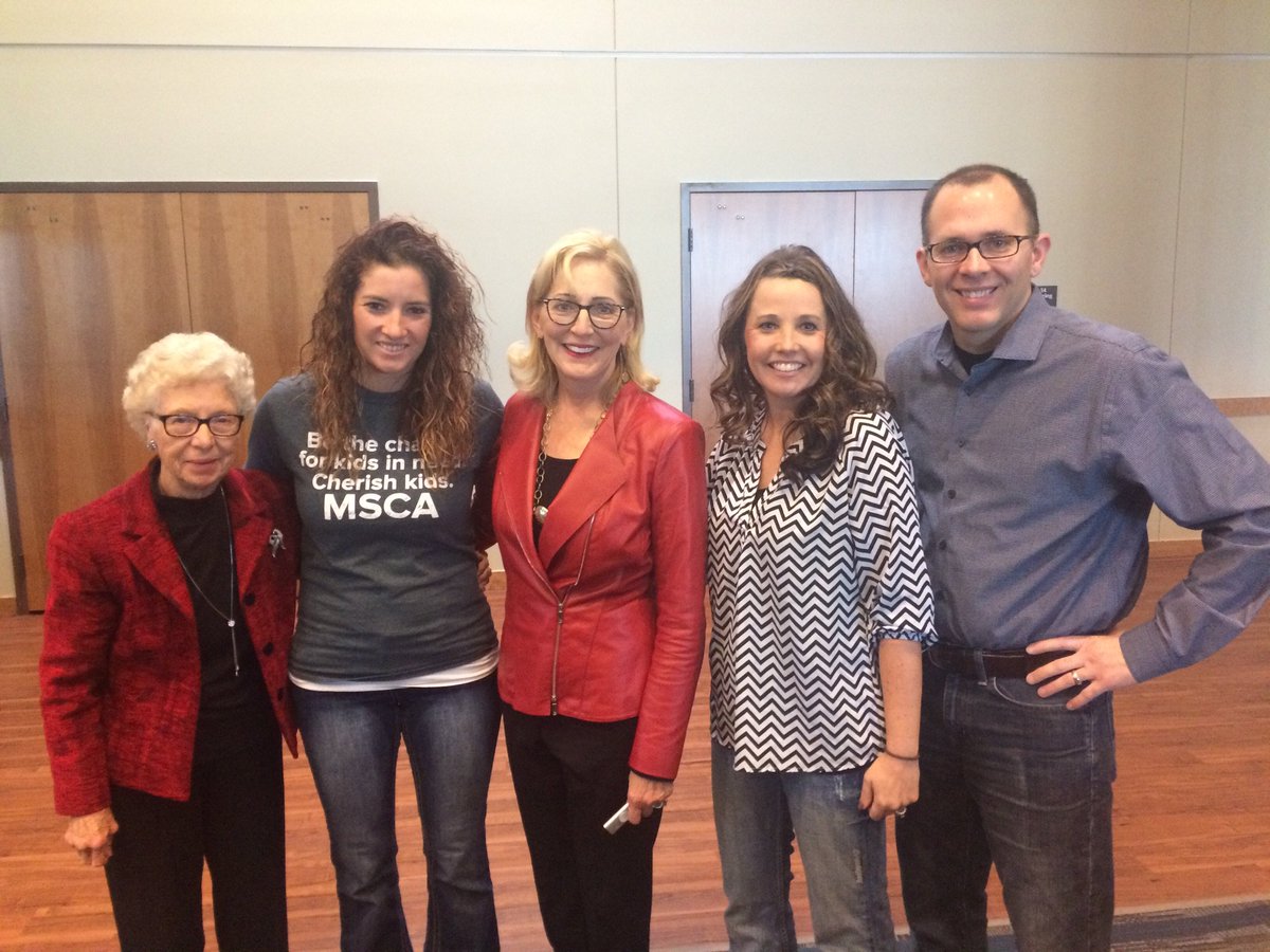 bradwelle's tweet photo. Excited to hear Dr. Ruby Payne today! Our team had the pleasure of meeting her this morning. #BFCEC2017 https://t.co/bOHQHElT0w