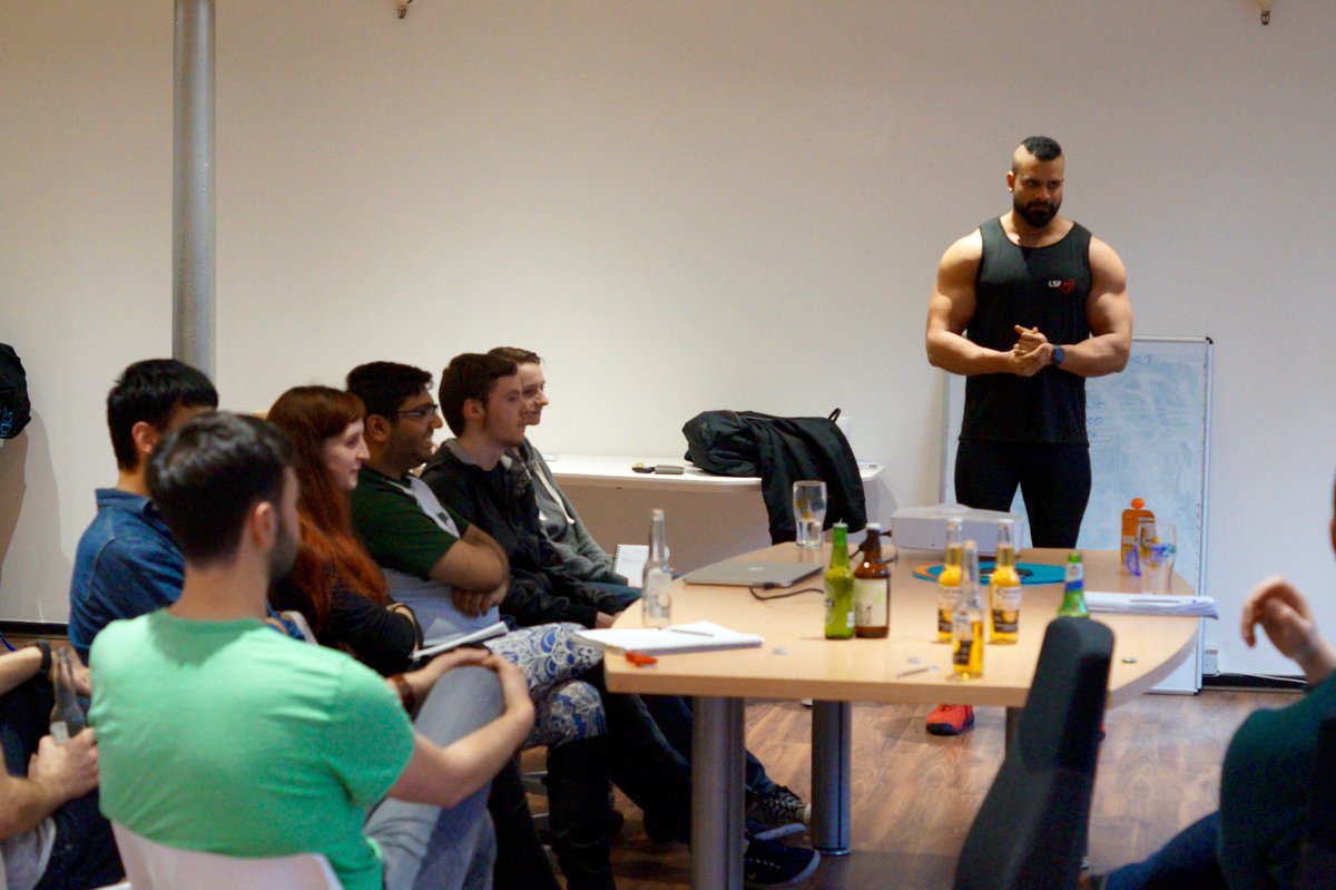 CANDDi's tweet photo. We're getting fitter at #CANDDi HQ! Thanks for your advice Dally :) https://t.co/UiISbZSswH @TheMacroCoachUK #personaltrainer #health #gym https://t.co/TlXqlgPUSw