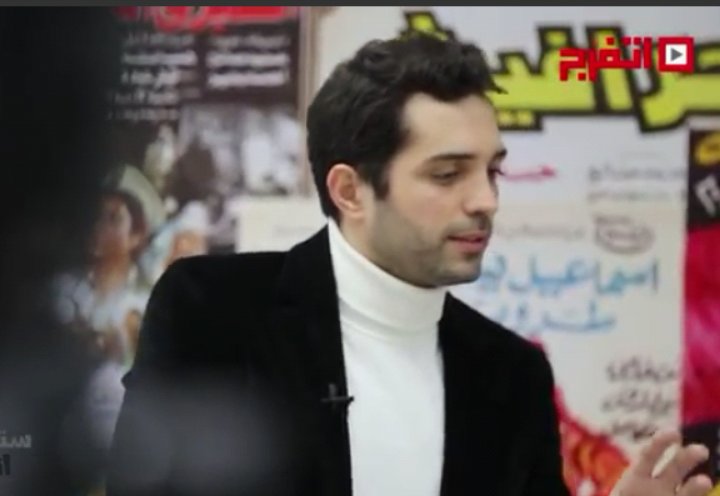 bashfans_'s tweet photo. اتفرج #محمد_باش يغني مهرجان "زقة زقة" علي الطريقة السورية 
https://t.co/JJjf4oMCRH 
#mohamadbash #bashmusic #bashfans https://t.co/yUiHx7e1vh