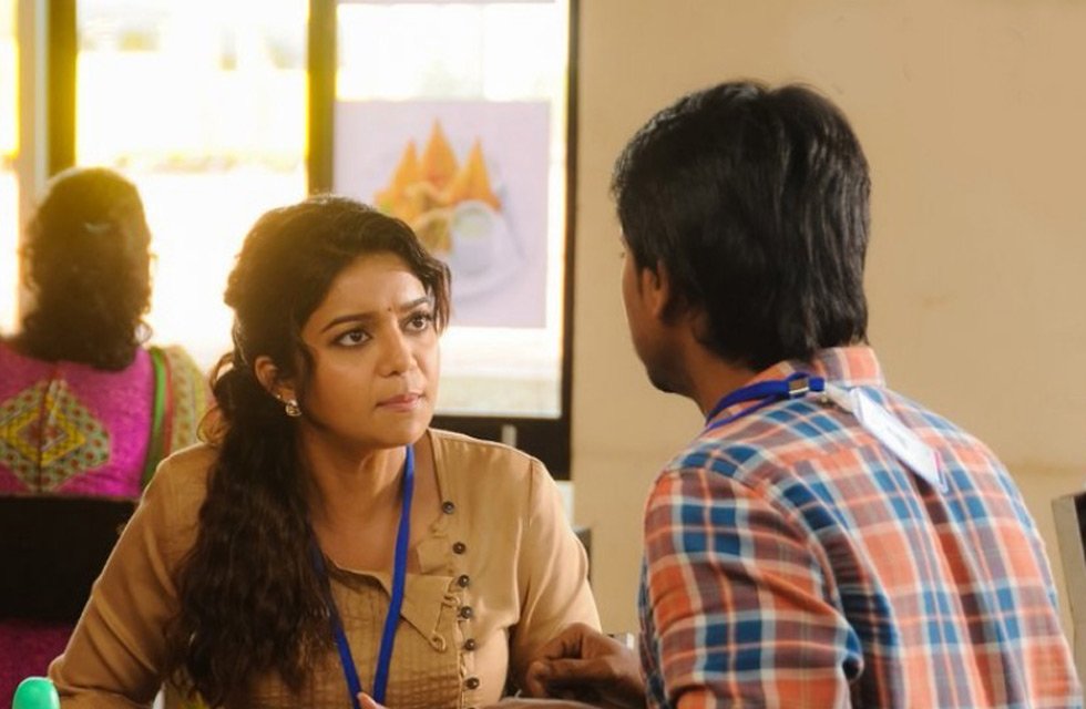 cloudtalkies's tweet photo. Cute stills of #Yakkai running in big screens near you @Actor_Krishna @thisisysr #yakkaifromtoday https://t.co/EBmaeoV1Tm