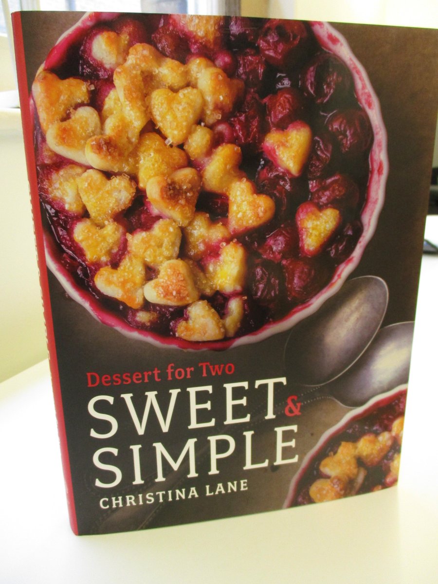 wwnortonUK's tweet image. .@DessertForTwo's new #cookbook #SweetandSimple has arrived in the office! These #recipes are beyond sumptuous. Out 21 March! 😋 #desserts