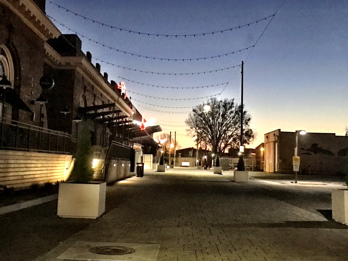Beautiful sunrise #OnStationStreet @frothymonkeycha opens 3/6 &amp; <a href="/SongbirdsGuitar/">Grace Lacte</a> Grand Opening festivities 3/10-12