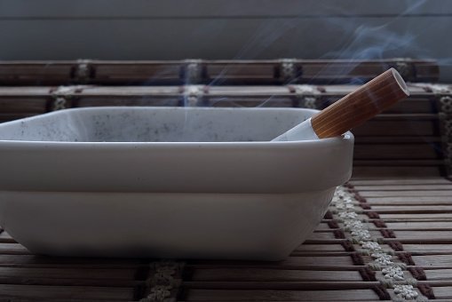 NHSuk's tweet photo. People who breathe in secondhand smoke regularly are at risk of getting the same diseases as smokers. Find out more: https://t.co/zIupbPaoV4 https://t.co/AZtAD79m8W