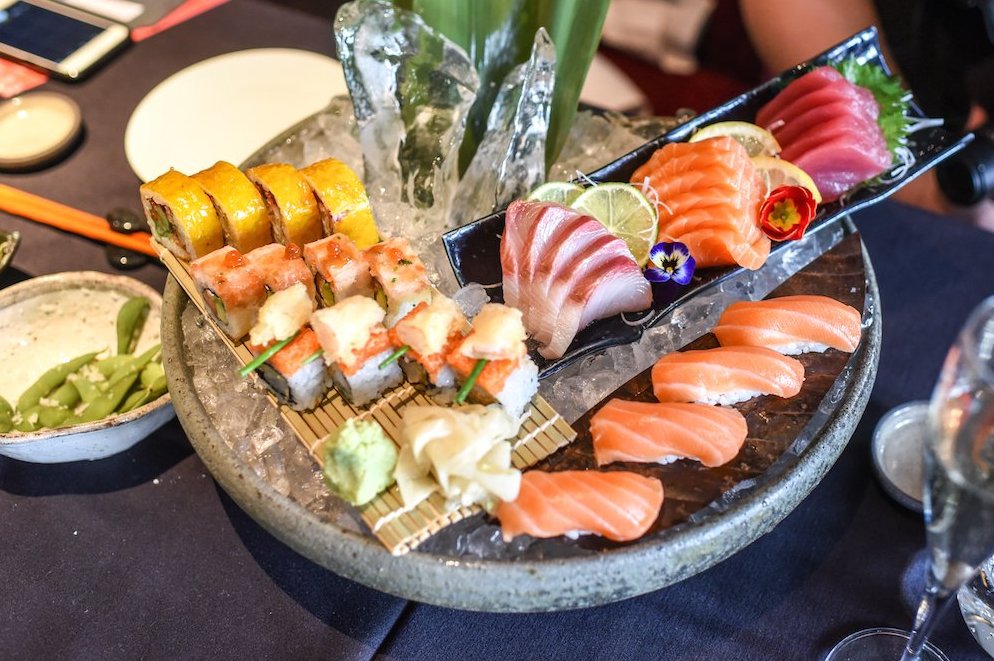Thanks @angiesilverspoon for this snap of our sushi &amp; sashimi platter! Offer on blog dine free when bringing 3+ pals bit.ly/2lgvUMk