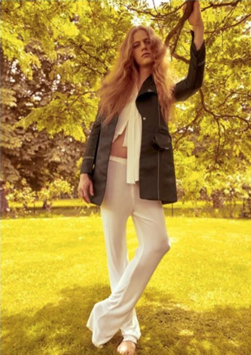 Menswear by #victoriacraven in #vogueitalia #ItchycooPark editorial 💥  #simiancoates | styling #mashamombelli #vogue #londonfashionweek #lfw