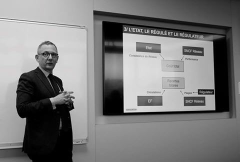 M2_291_Dauphine's tweet photo. Intervention du DGD et du Directeur adjoint de la régulation @SNCFReseau https://t.co/Di91x82nnS https://t.co/m5rvxHzV2W