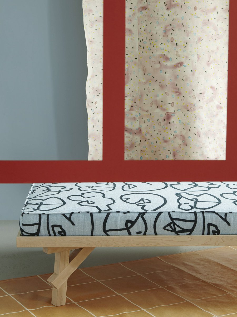 Day bed, fabric and rug