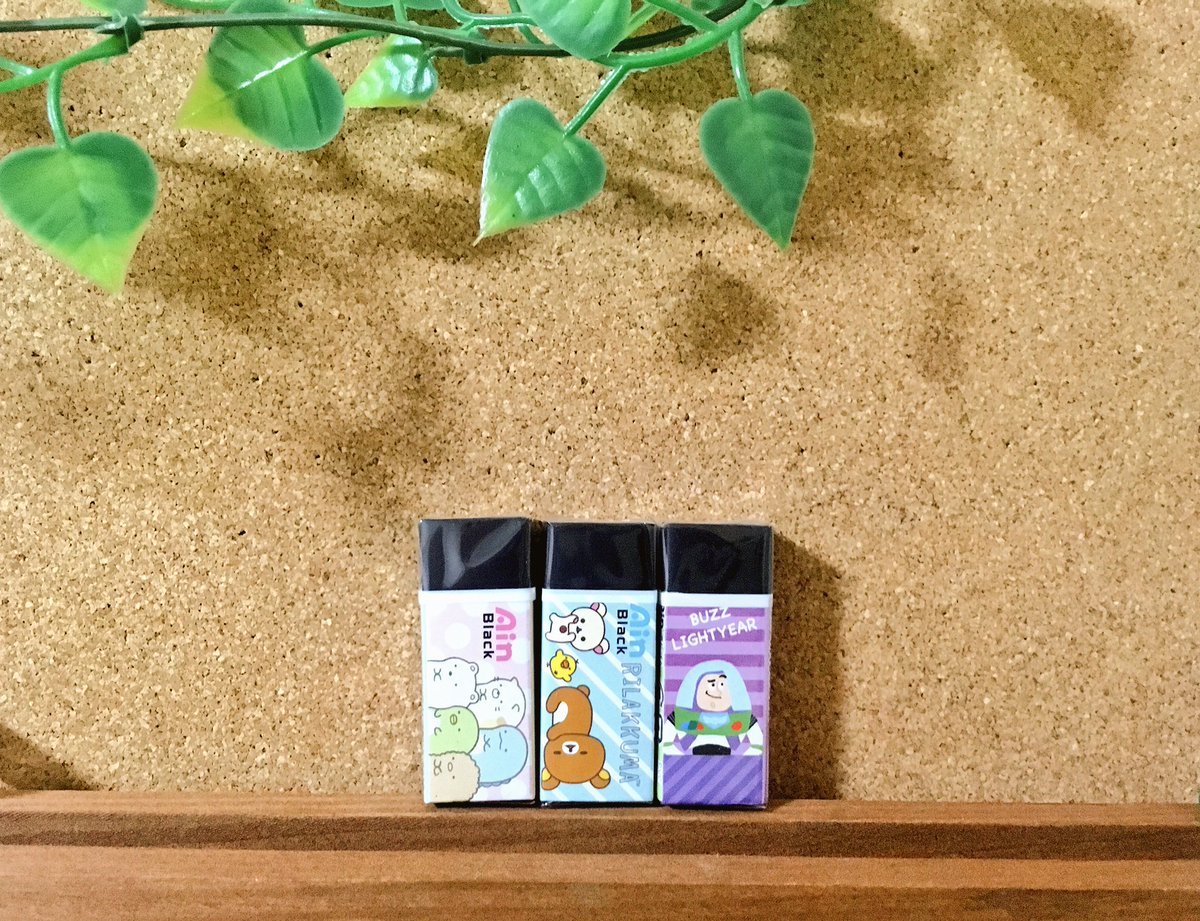 真昼 文房具大好き アインブラックのキャラものです 各種2パターンあるように見えますが 表と裏で色違いになってるだけですので 集めてる方は買いすぎに注意です 私だけか 消しゴム 文房具 消しゴム大好き 文具撮影部 真昼 文房具大好き アインブラックのキャラものです 各種2パターンあるように見えますが 表と裏で色違いになってるだけですので 集めてる方は買いすぎに注意です 私だけか 消しゴム 文房具 消しゴム大好き 文具撮影部