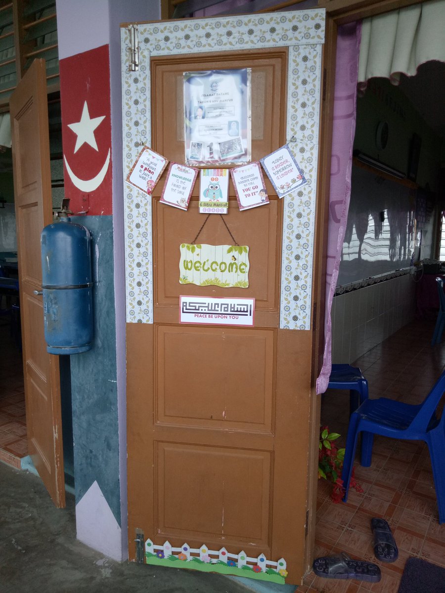 syaherrrrr's tweet photo. Hasil siang td. Esok kalau larat sambung lagi lepas meeting PIBG. jyeah. #gurukelas #6abumansur #ilovemyjob https://t.co/1VdchKqPnG
