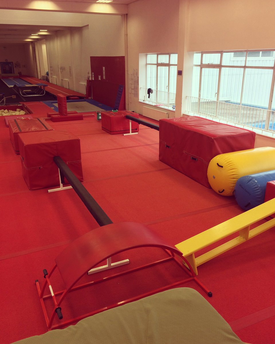 HarrietBarnes10's tweet photo. Wonder if MSc Sport Coaching Students would like this gymnastics circuit ... 🤔🤸♂️😉 #preschoolsetup #playfulforadults #HarrogateGymClub https://t.co/1E4CdChV7S