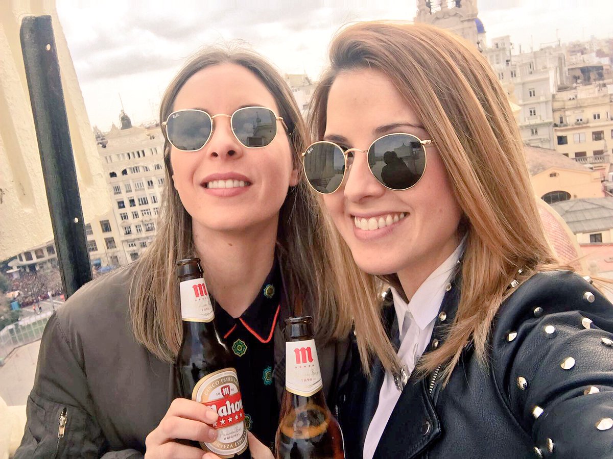 Gandia2000Mahou's tweet image. Maneras de arrancar el finde #FallesUnesco @mahou_es #Valencia #mascleta #falles2017 #Mahou @MariaMVi ☄️💥🔥🥘