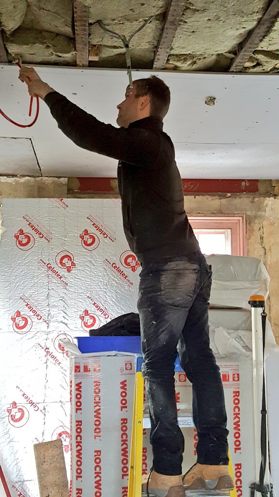 KerryDagher's tweet photo. Besides insulation galore I am guys galore too. #mistsystem #residential https://t.co/ZzsbofOBh4