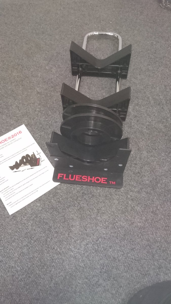 HeatingOcean's tweet image. Look what the postman brought us today a flueshoe. Were All impressed 👏👏@flueshoe
