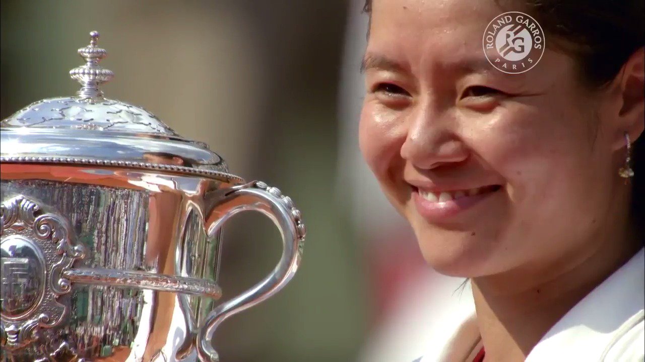 Happy birthday to our 2011 champion, Li Na   Joyeux anniversaire à notre championne 2011, Li Na   